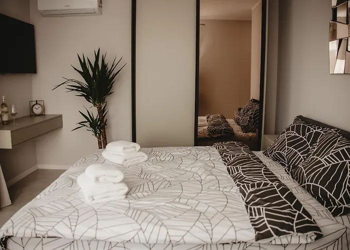 White House Iris Napoca - 3- Parcare Gratuita, Self Check In 24h, Aeroport 15 Minute!