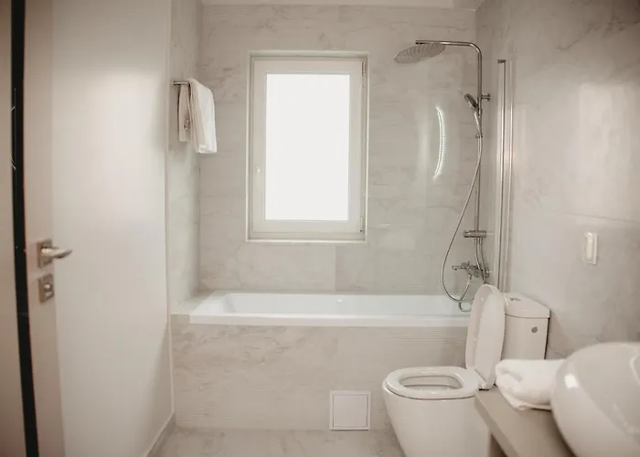 White House Iris Napoca - 3- Parcare Gratuita, Self Check In 24h, Aeroport 15 Minute! 3* Cluj-Napoca