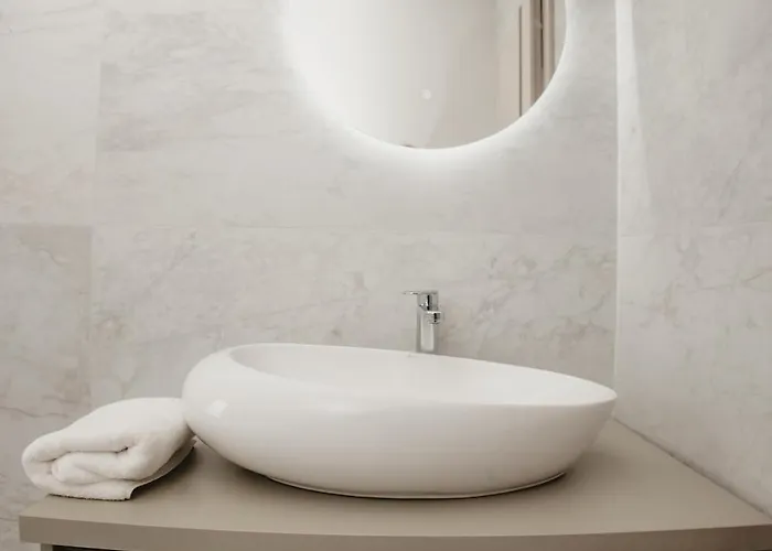 White House Iris Napoca - 3- Parcare Gratuita, Self Check In 24h, Aeroport 15 Minute! Апарт-отель Клуж-Напока